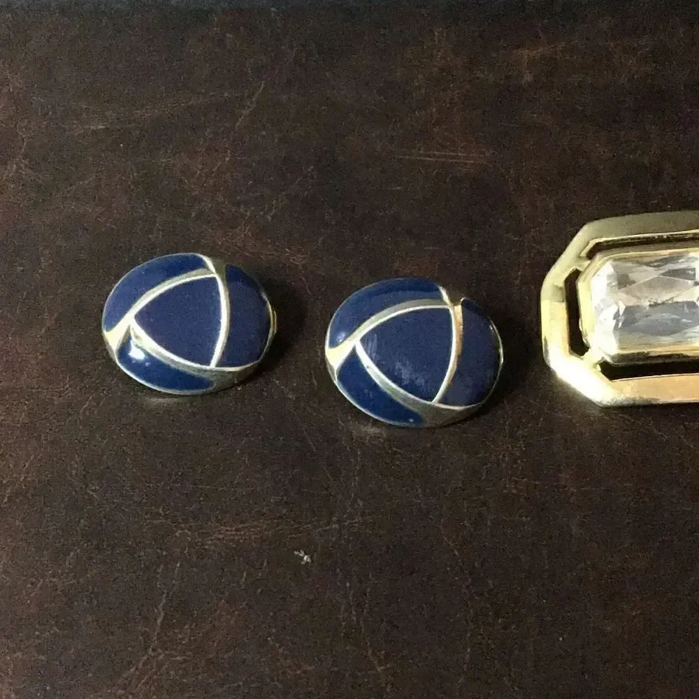 No Brand three pair